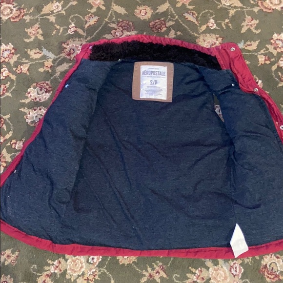 Aeropostale Down Red Vest Men’s - Picture 2 of 5